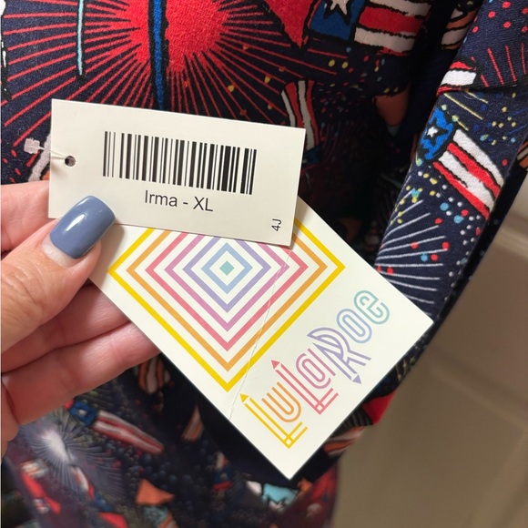 Lularoe Irma - Picture 2 of 5